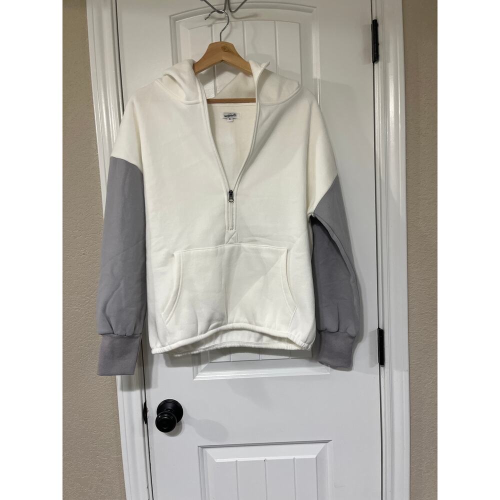 White hoodie